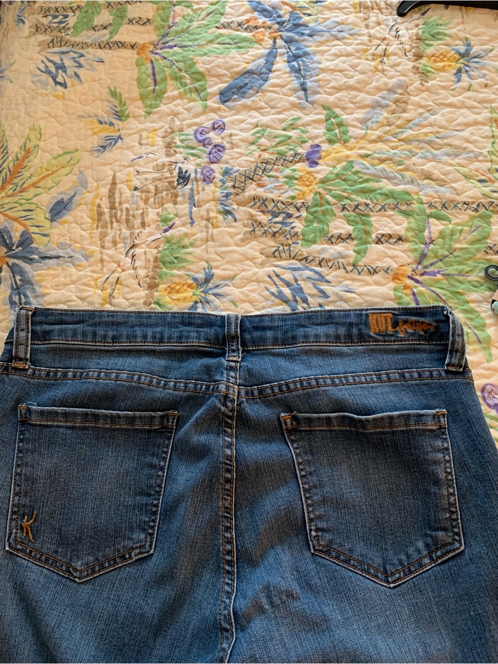 Size 12 KUT from the Kloth Jeans - Picture 4 of 5